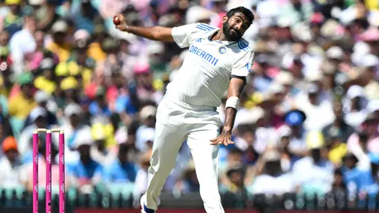 'Backing Jasprit Bumrah to Lead the Indian Test Team: Gavaskar Endorses Him to Succeed Rohit Sharma as Captain'